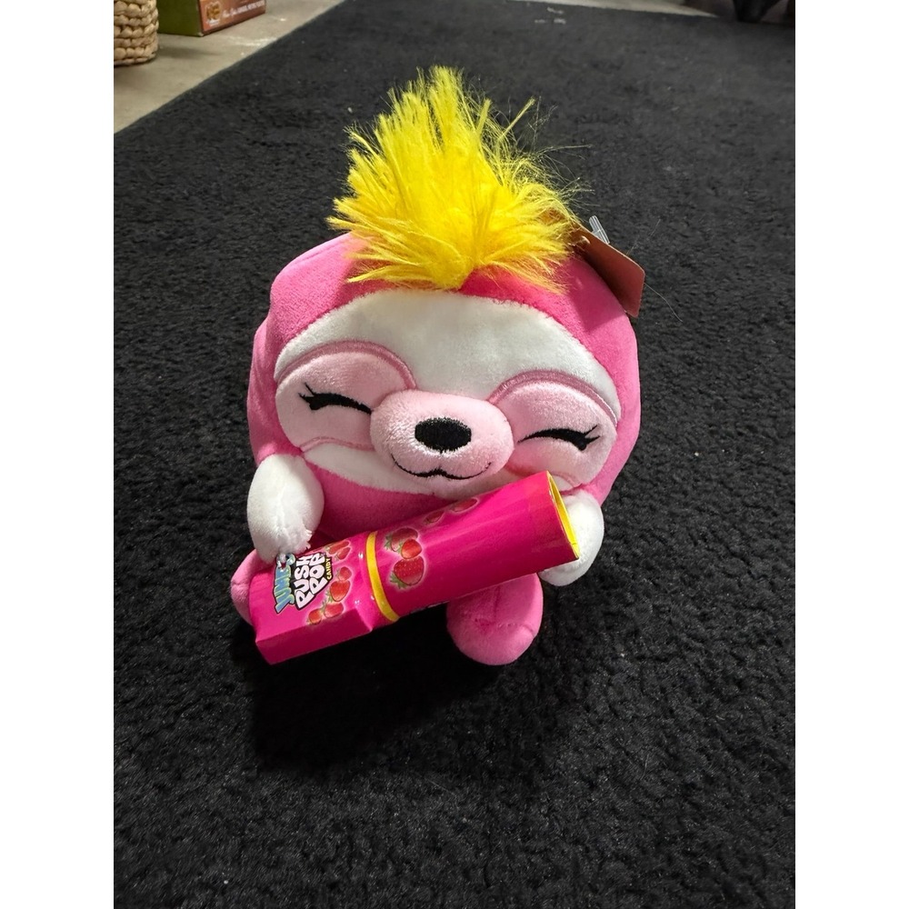 Zuru Snackles Series 1 Susie Sloth Push Pop Plush